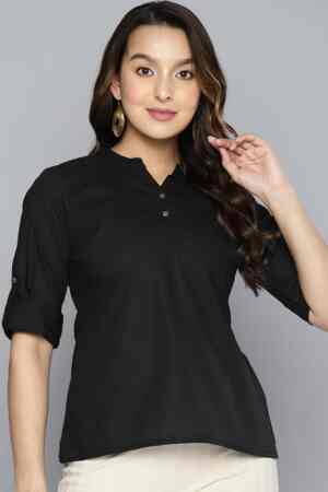 Simple shirt for girls With turtal nack