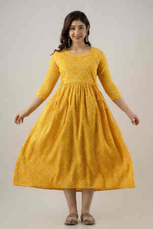 Simple and teditional Gown