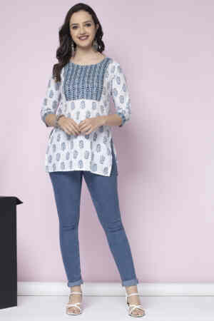 Stylish kurti With embroide work